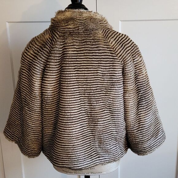 - Angie Faux Fur Jacket - Picture 6 of 13